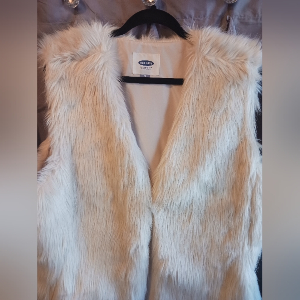 Old Navy Vest White Faux Fur Womens XL Maximalist Festival Party Cowgirl